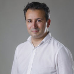 César Viniegra Martín