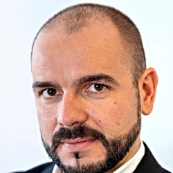 Víctor Alcoceba