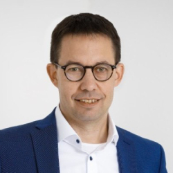 Frank Maurer