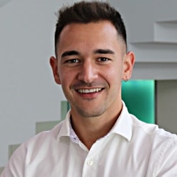 Víctor González López