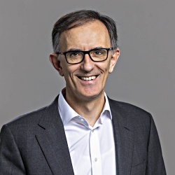 Daniel Olmos