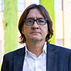 Alex Salvador Ávila