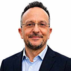 Enrique Soto Aparicio